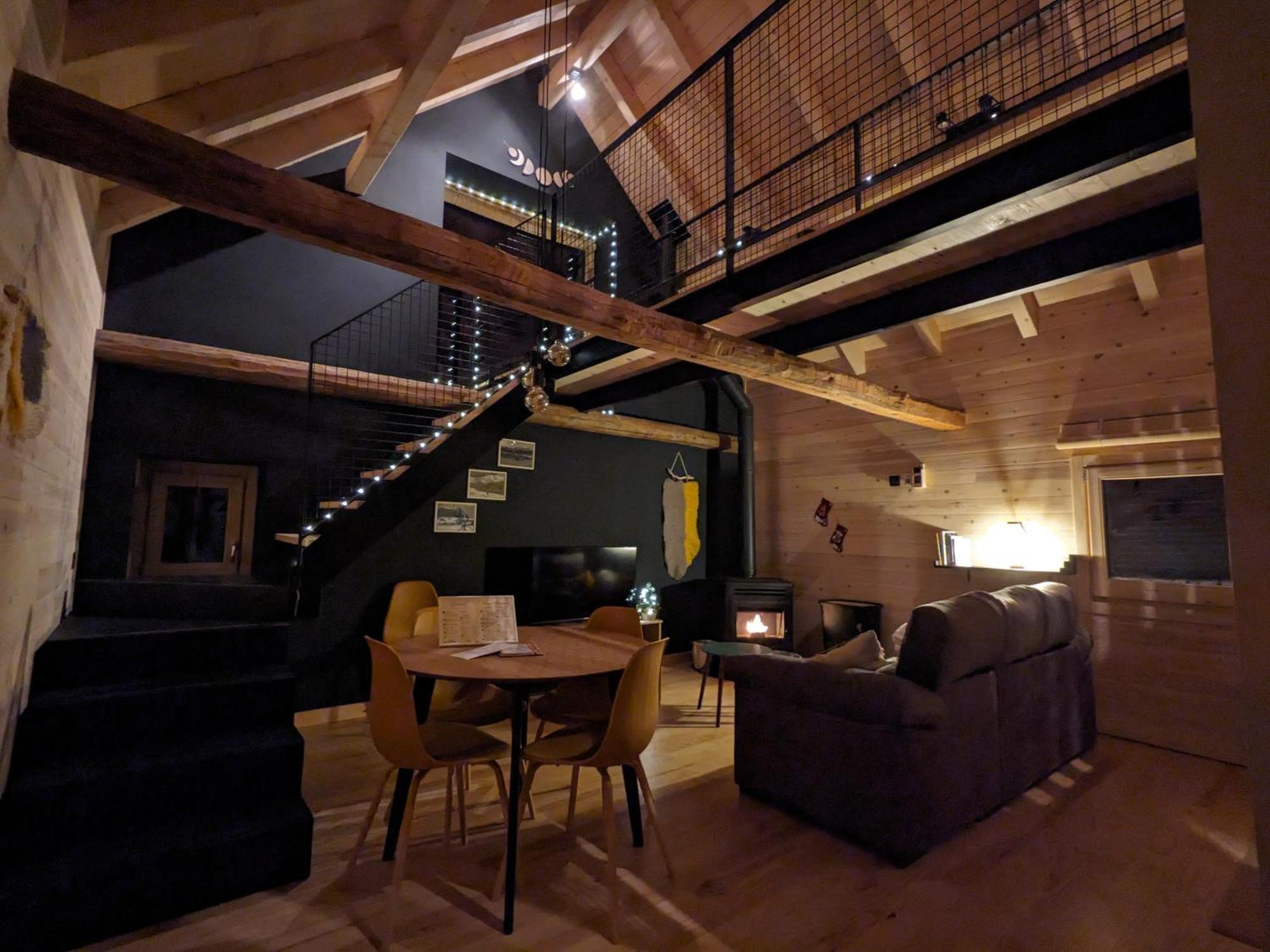 Nornore: Una Casa Especial En La Montana Piedrafita de Jaca Exteriör bild